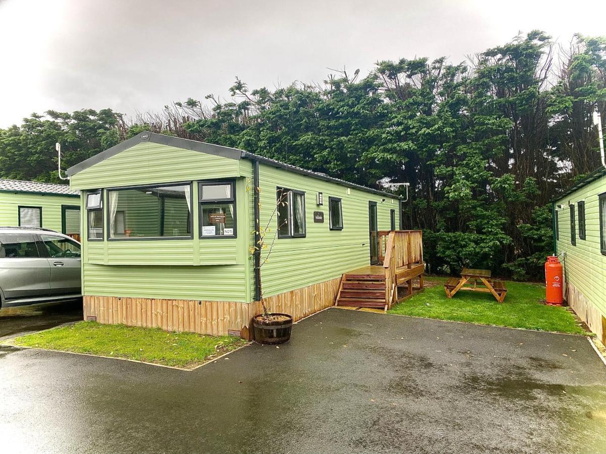Appleblossom Lodge, Lido Leisure Park, Knaresborough Extérieur photo