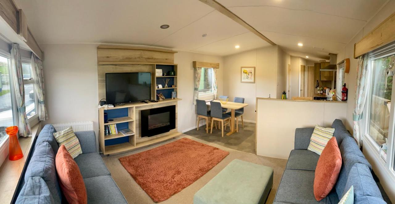Appleblossom Lodge, Lido Leisure Park, Knaresborough Extérieur photo