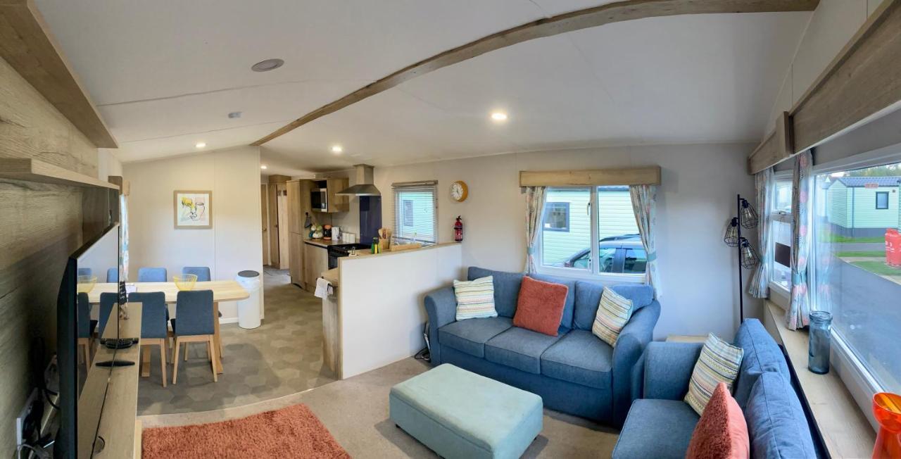 Appleblossom Lodge, Lido Leisure Park, Knaresborough Extérieur photo